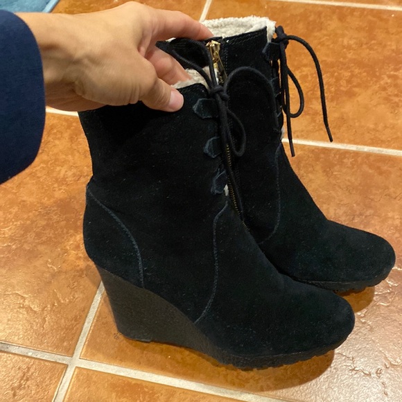 Michael Kors women’s Black Suede Platform Boots - Picture 1 of 6